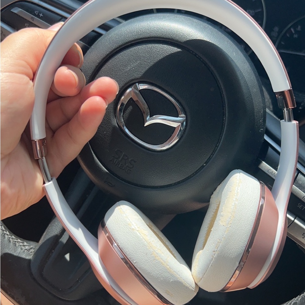 Beats Solo 3 wireless